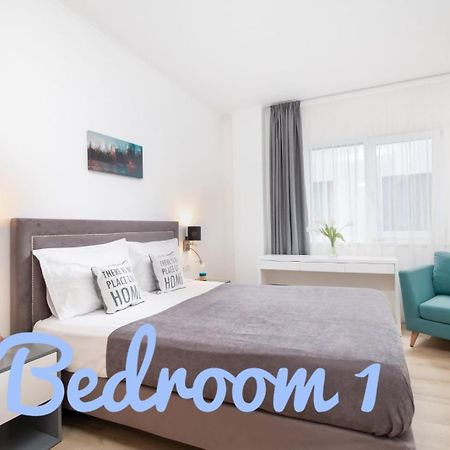 Charlotte Piata Unirii - Free Private Parking 2Bedrooms Apartment Oradea Exterior photo